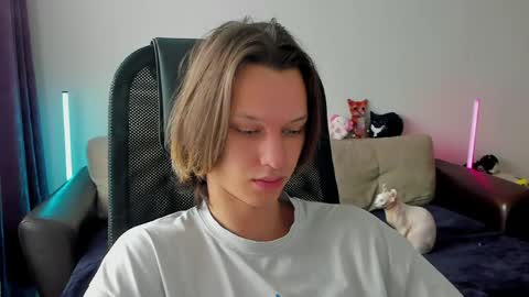 Ostin online show from 04/10/26, 09:47