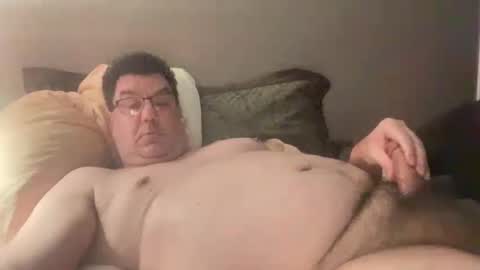 otter916 online show from 12/24/24, 06:55