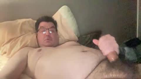 otter916 online show from 12/27/24, 07:40