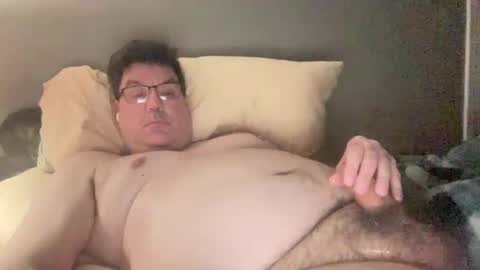 otter916 online show from 12/31/24, 05:33