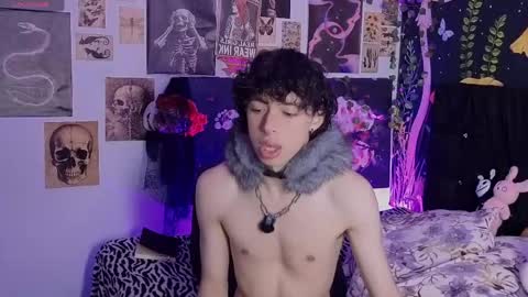 Snapshot of otter_star chatting on 05/19/26, 03:13 Princces Albert online show from 05/19/26, 03:13