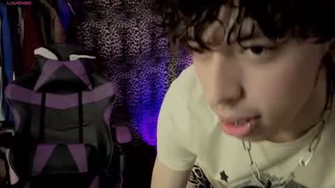 Snapshot of otter_star chatting on 07/04/26, 03:45 Princces Albert online show from 07/04/26, 03:45