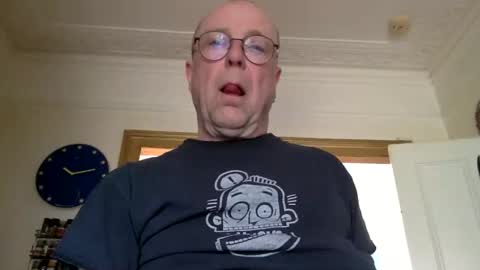 Snapshot of ottodick chatting on 04/25/26, 09:12 Otto online show from 04/25/26, 09:12