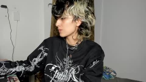 Otto 3 online show from 01/28/25, 04:50