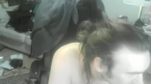 ouinnybis195625 online show from 01/15/25, 08:16