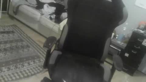 ouinnybis195625 online show from 01/30/25, 03:00