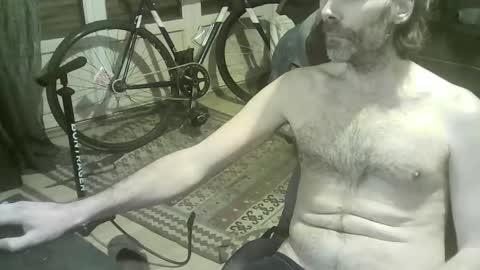 ouinnybis195625 online show from 01/17/26, 02:38