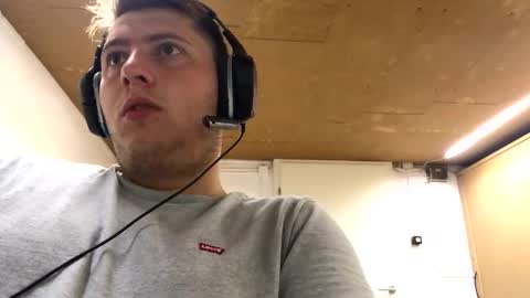 outflayd online show from 10/20/25, 08:26