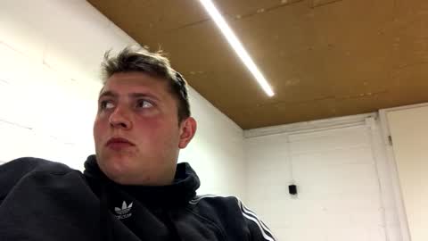 outflayd online show from 04/18/26, 09:04