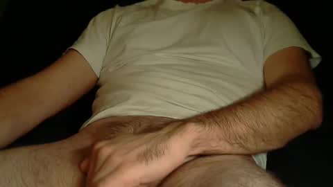 Snapshot of outlander__ chatting on 01/26/25, 09:40 outlander__ online show from 01/26/25, 09:40