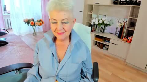 Alla online show from 05/28/26, 07:49
