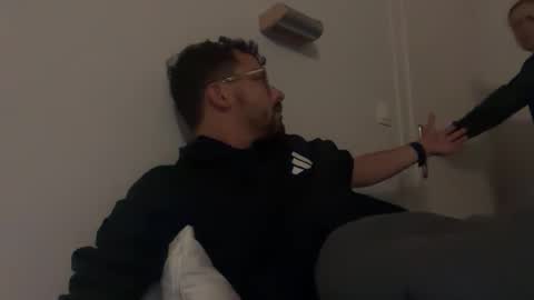 ovidius96 online show from 10/21/25, 06:08