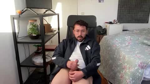 ovidius96 online show from 11/17/25, 02:23