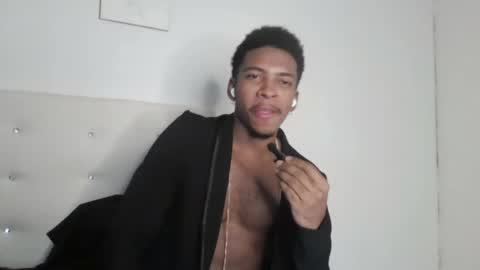 Owen online show from 12/05/25, 02:09