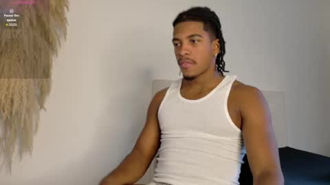 Snapshot of owen_222 chatting on 05/08/26, 10:37 Owen online show from 05/08/26, 10:37