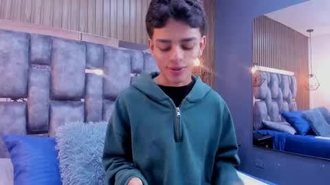 Owen Johnson online show from 06/01/26, 11:34