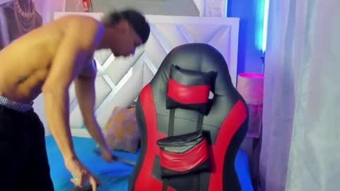 owen blaze online show from 04/30/26, 12:17