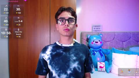 Owen  Independent model  online show from 01/23/25, 05:24