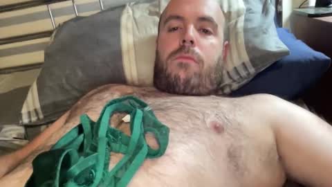 Owen2022 online show from 10/31/25, 07:20