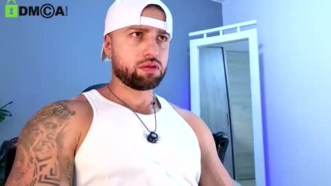 Maximus Owen online show from 03/23/26, 04:44