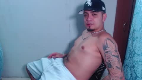 Snapshot of owenstonne chatting on 02/06/26, 02:38 OWEN-STONE online show from 02/06/26, 02:38