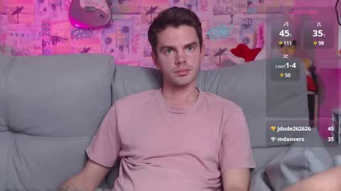 Snapshot of oxmikexo chatting on 12/28/24, 03:04 Mike online show from 12/28/24, 03:04