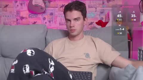 Snapshot of oxmikexo chatting on 12/30/24, 12:20 Mike online show from 12/30/24, 12:20