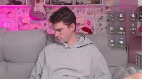 Snapshot of oxmikexo chatting on 01/06/25, 11:40 Mike online show from 01/06/25, 11:40