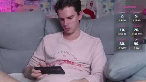 Snapshot of oxmikexo chatting on 01/31/25, 06:25 Mike online show from 01/31/25, 06:25