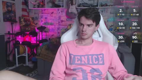 Snapshot of oxmikexo chatting on 03/01/25, 01:29 Mike online show from 03/01/25, 01:29