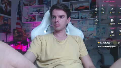 Snapshot of oxmikexo chatting on 03/05/25, 02:56 Mike online show from 03/05/25, 02:56