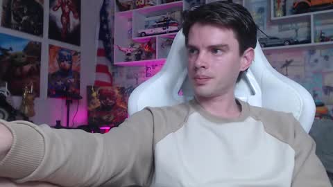 Snapshot of oxmikexo chatting on 03/07/25, 03:28 Mike online show from 03/07/25, 03:28