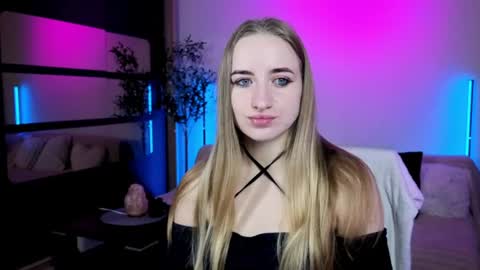 Oxy Foxie online show from 06/11/26, 02:00