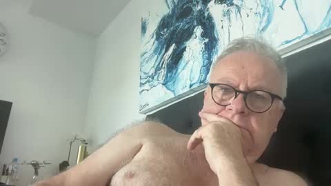 ozhairybearxxxx online show from 01/05/25, 01:13