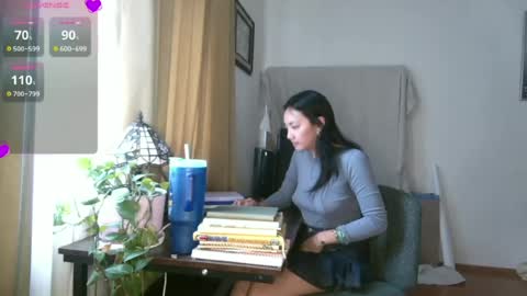 Snapshot of ozhmara chatting on 06/15/26, 05:37 ozhmara online show from 06/15/26, 05:37