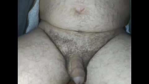 Snapshot of ozkar8 chatting on 10/19/25, 02:01 ozkar8 online show from 10/19/25, 02:01