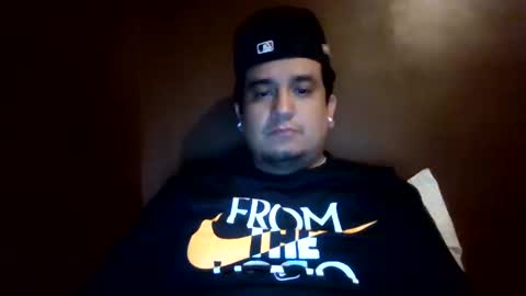 Snapshot of ozlo chatting on 10/16/25, 08:59 ozlo online show from 10/16/25, 08:59