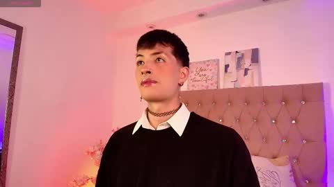 Dany Ozorio online show from 12/14/25, 04:07