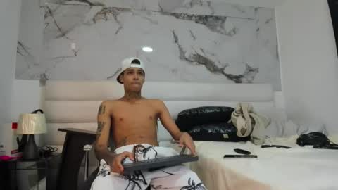 Snapshot of ozuna_hot_ chatting on 07/02/26, 11:38 ozuna_hot_ online show from 07/02/26, 11:38