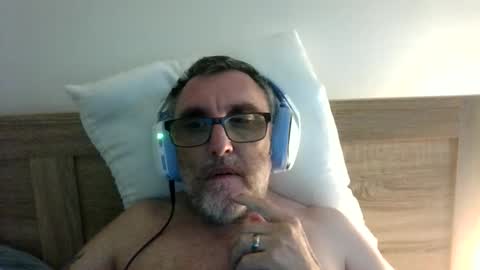 Brian online show from 01/11/26, 07:46