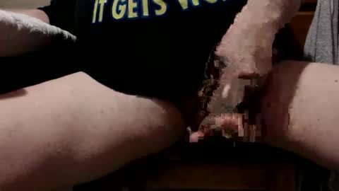 ozziebloke01 online show from 04/05/26, 12:19