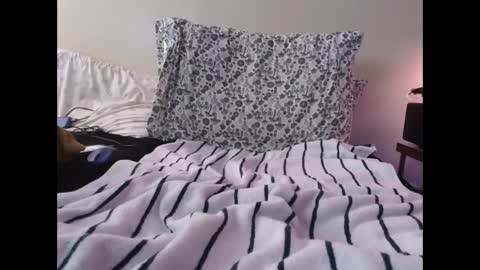 Snapshot of p_guin12345 chatting on 03/05/25, 02:56 p guin12345 online show from 03/05/25, 02:56