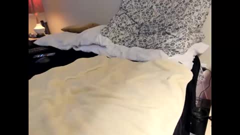 p guin12345 online show from 03/18/26, 01:53