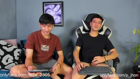 Snapshot of p_jhon chatting on 06/15/26, 02:36 P online show from 06/15/26, 02:36