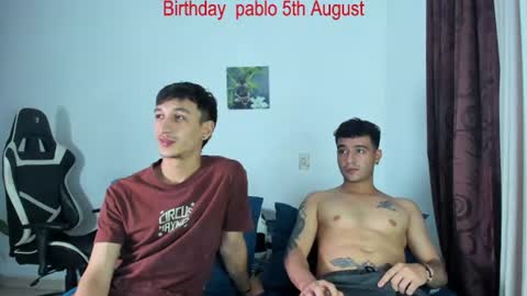 Snapshot of p_jhon chatting on 07/23/26, 03:59 P online show from 07/23/26, 03:59
