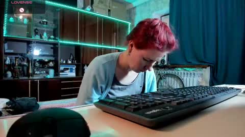 Ella online show from 02/19/25, 01:28