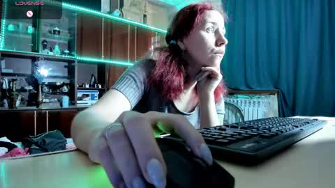 Ella online show from 03/06/25, 07:47