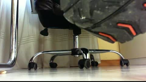 Snapshot of pablomenesssl chatting on 01/12/25, 08:14 Pablo Meness online show from 01/12/25, 08:14