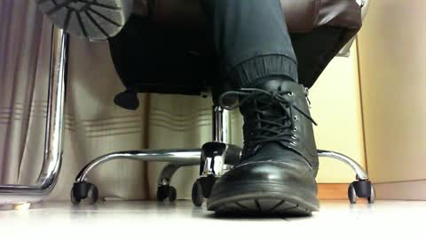 Snapshot of pablomenesssl chatting on 01/22/25, 07:03 Pablo Meness online show from 01/22/25, 07:03