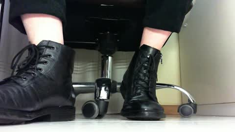 Snapshot of pablomenesssl chatting on 01/29/25, 06:50 Pablo Meness online show from 01/29/25, 06:50